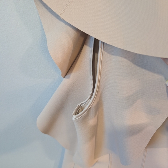 Elizabeth and James One-Shoulder Beige Dress - Picture 5 of 10